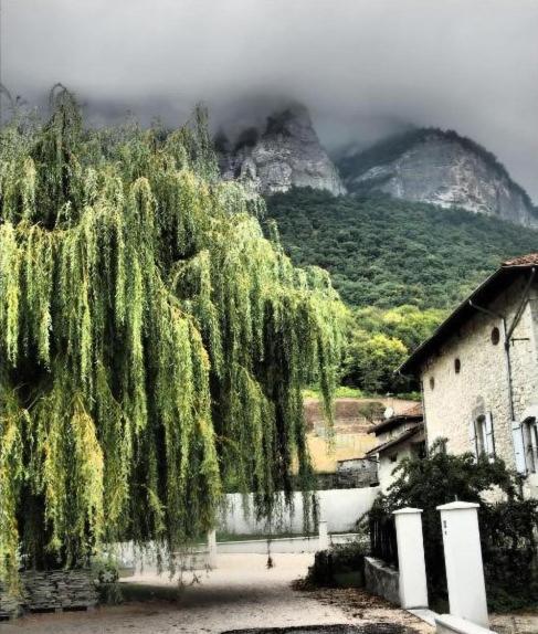 Chambres De La Ferme Du Brocey Crolles Ngoại thất bức ảnh